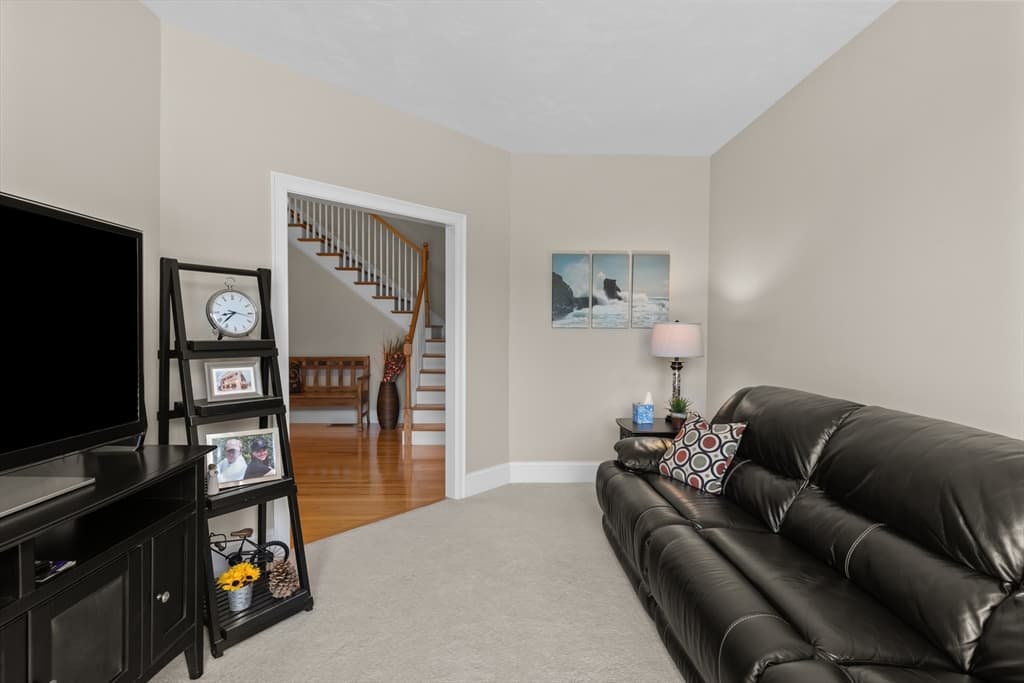 166 Walden Way # 166, Milford MA 01757 photo 7