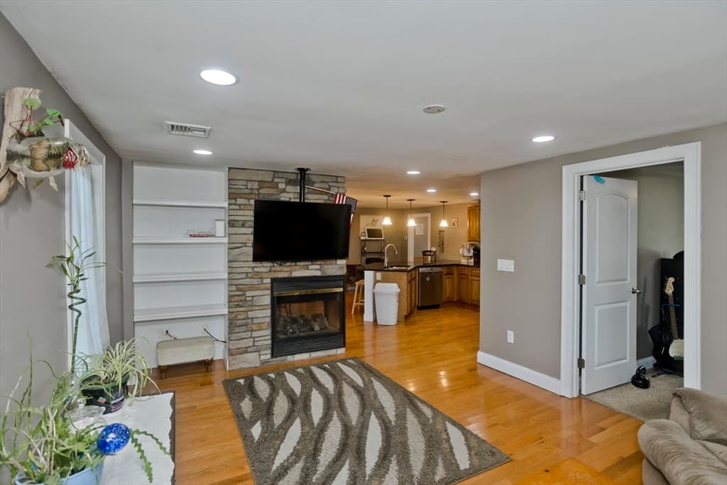 1075 Main St, Agawam MA 01001 photo 13