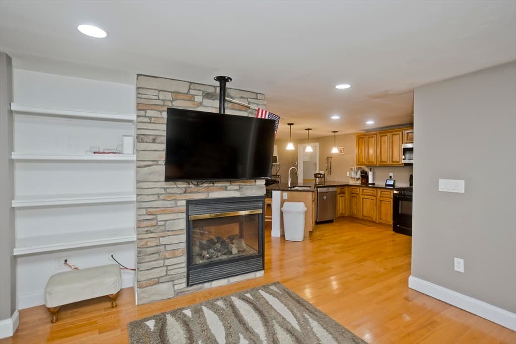 1075 Main St, Agawam MA 01001 photo 14