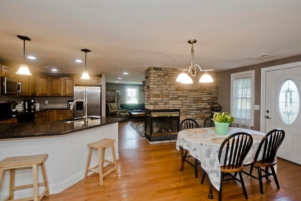 1075 Main St, Agawam MA 01001 photo 11