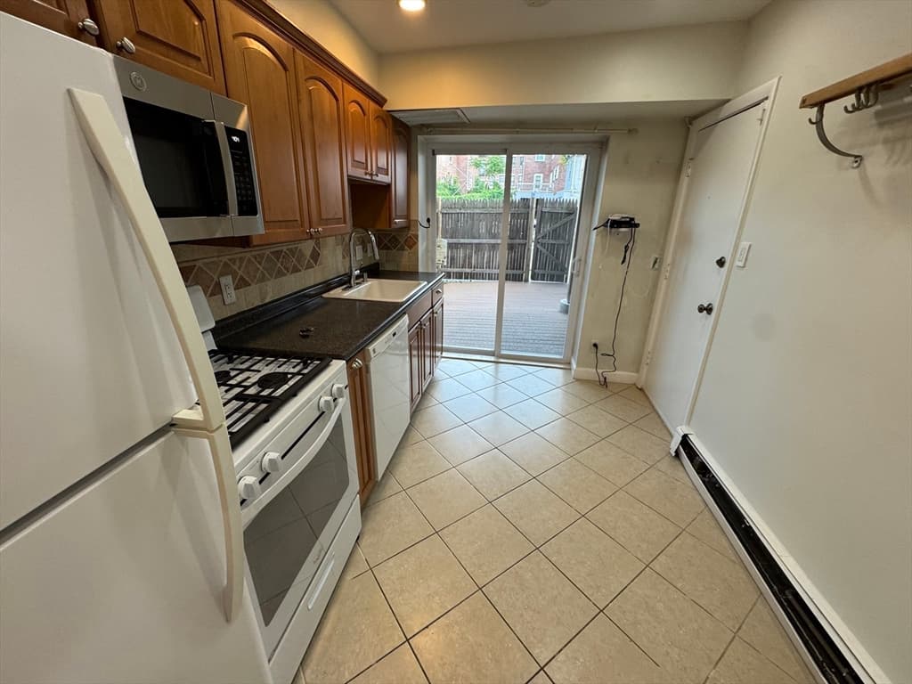 1734 Commonwealth Ave # 1, Boston MA 02135 photo 4
