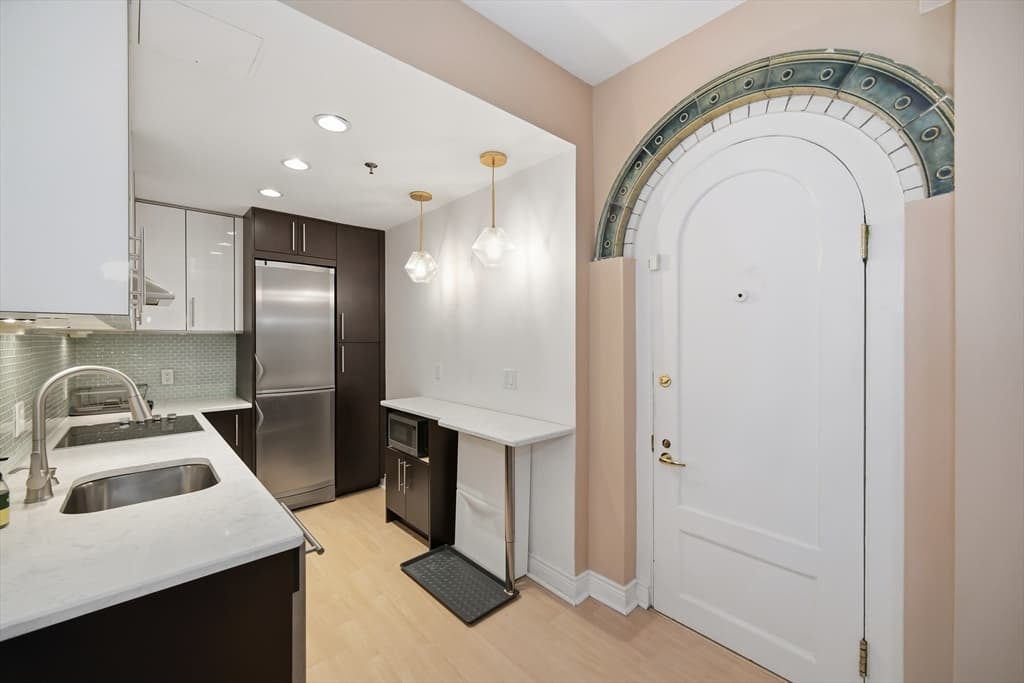 4 Charlesgate E # 107, Boston MA 02215 photo 9