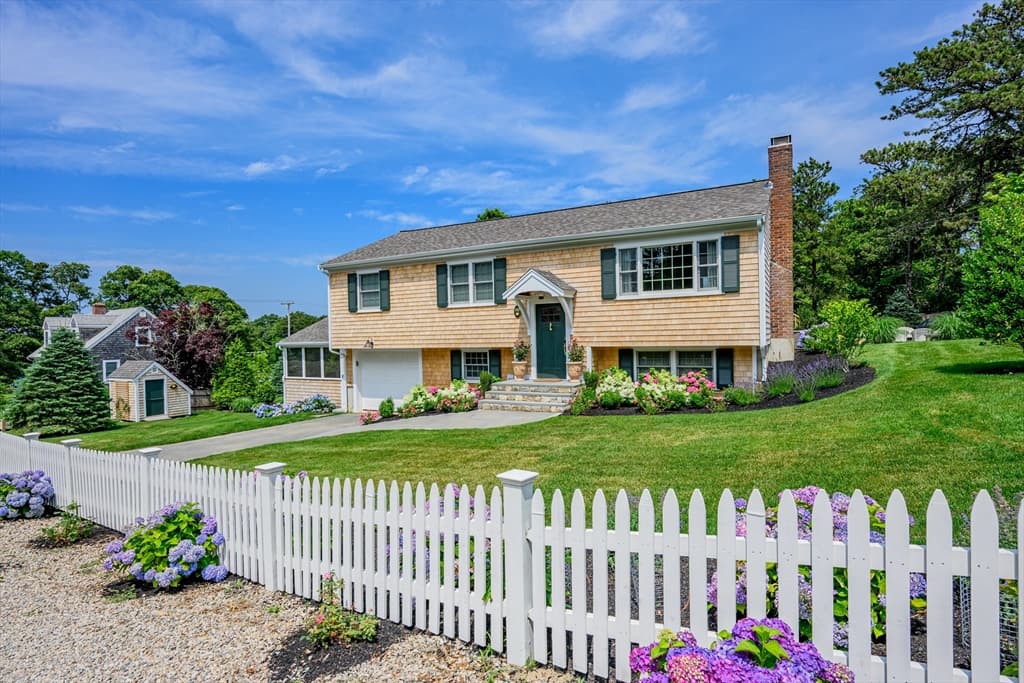 190 Heritage Ln, Chatham MA 02633