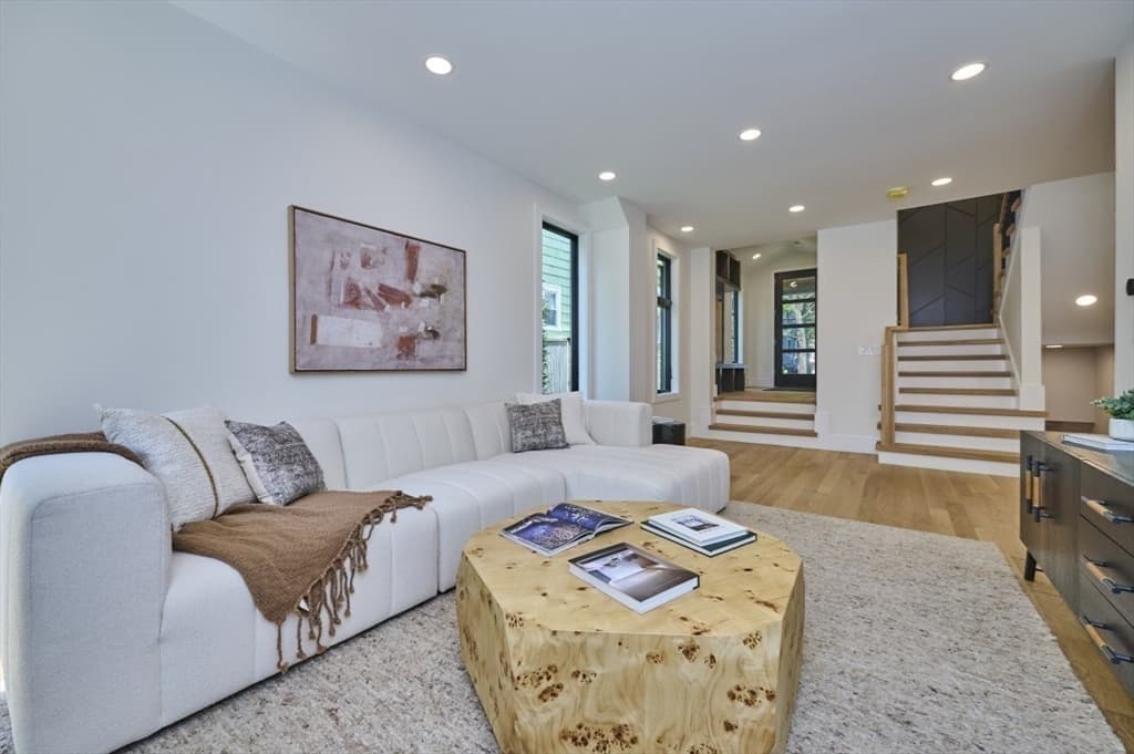 123 Fuller # B, Brookline MA 02446 photo 10