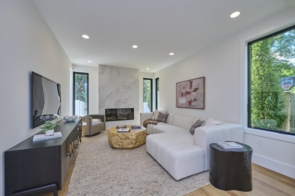 123 Fuller # B, Brookline MA 02446 photo 8