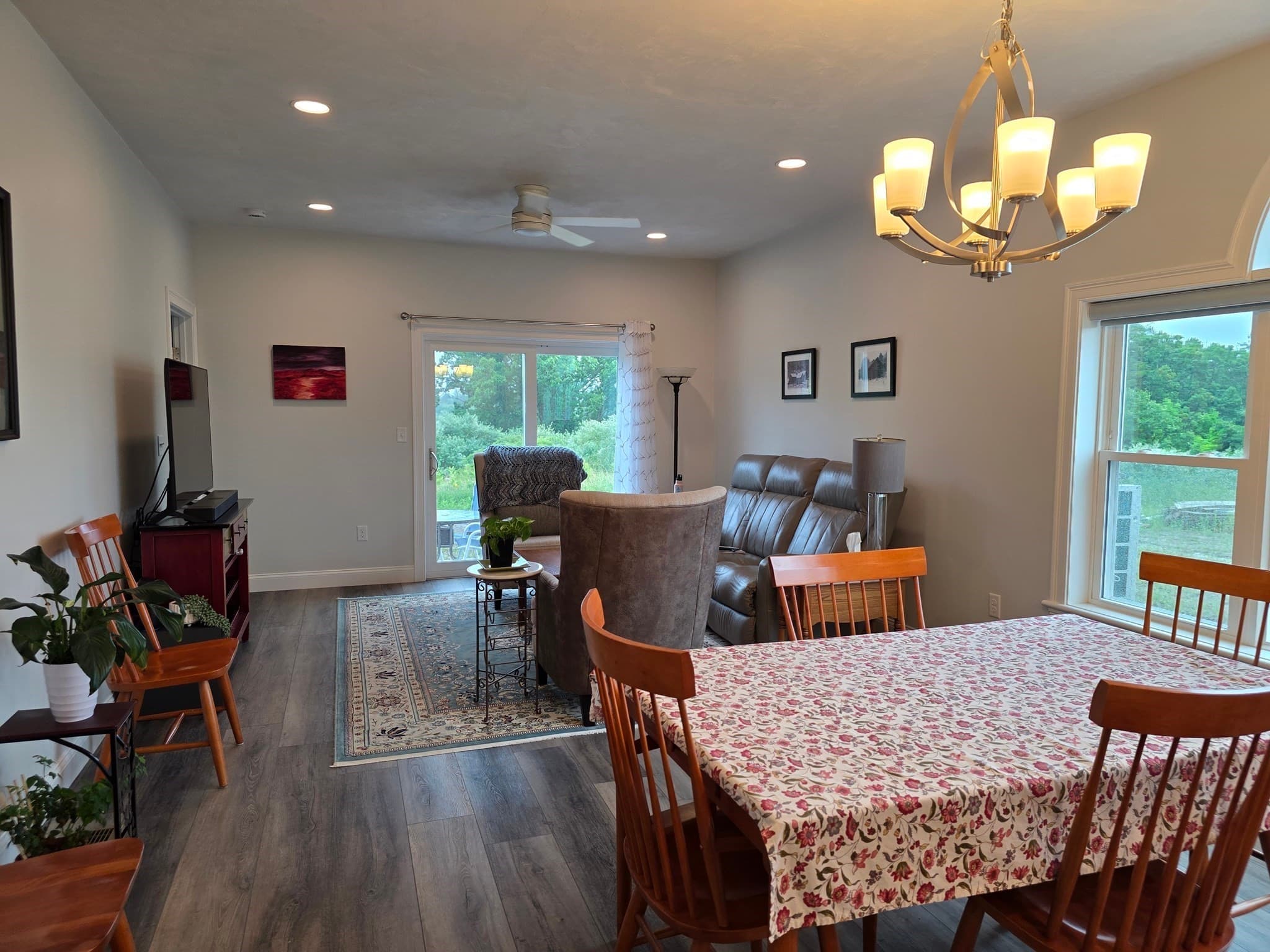 Condominium at 17 Fidelity Drive # 71, Rutland MA 01543, photo 2 of 10