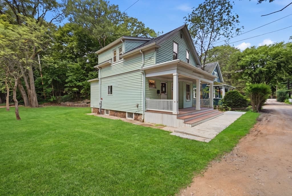 71 Cottage Street, Boston MA 02132 photo 39