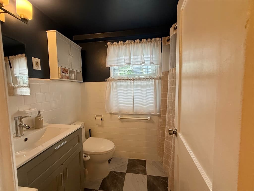 8 Myopia Rd., Boston MA 02136 photo 17