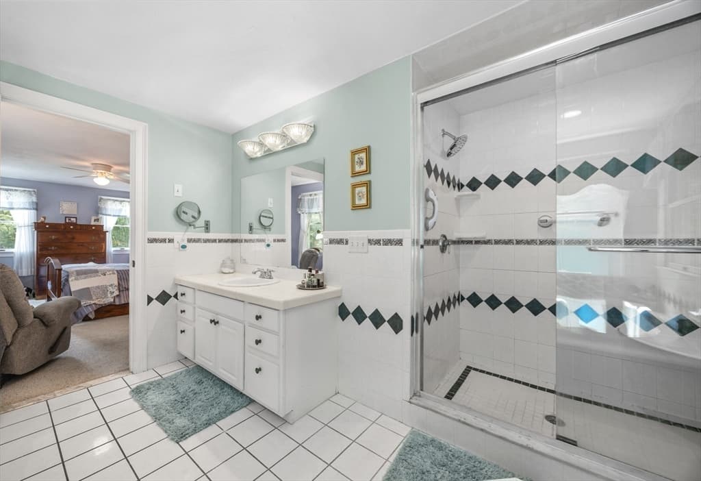 37 Malbone St, Lakeville MA 02347 photo 27
