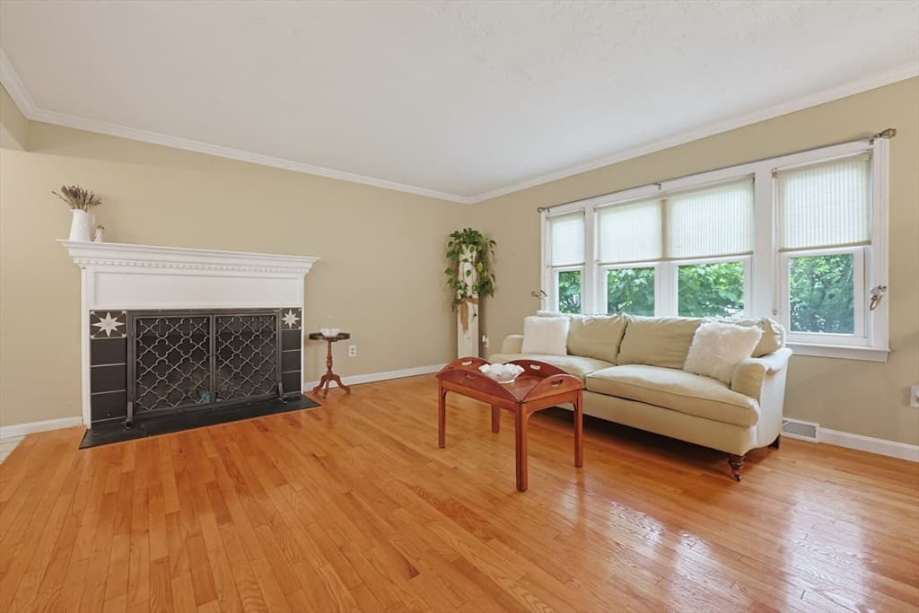 41 Myrtle St, Rockland MA 02370 photo 5