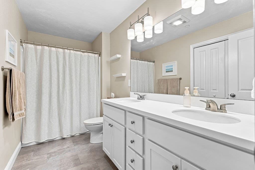Condominium at 1005 Auburn St # C2, Whitman MA 02382, Whitman, photo 30 of 42
