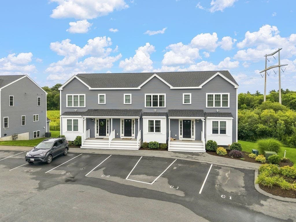 Condominium at 1005 Auburn St # C2, Whitman MA 02382, Whitman, photo 4 of 42