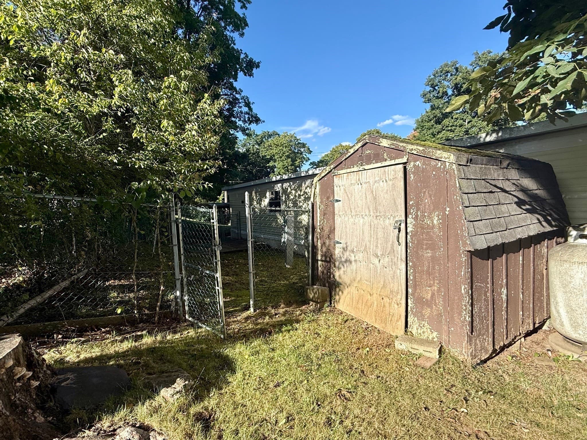 Mobile Home at 3 Heritage Dr., Warren MA 01083, photo 18 of 19