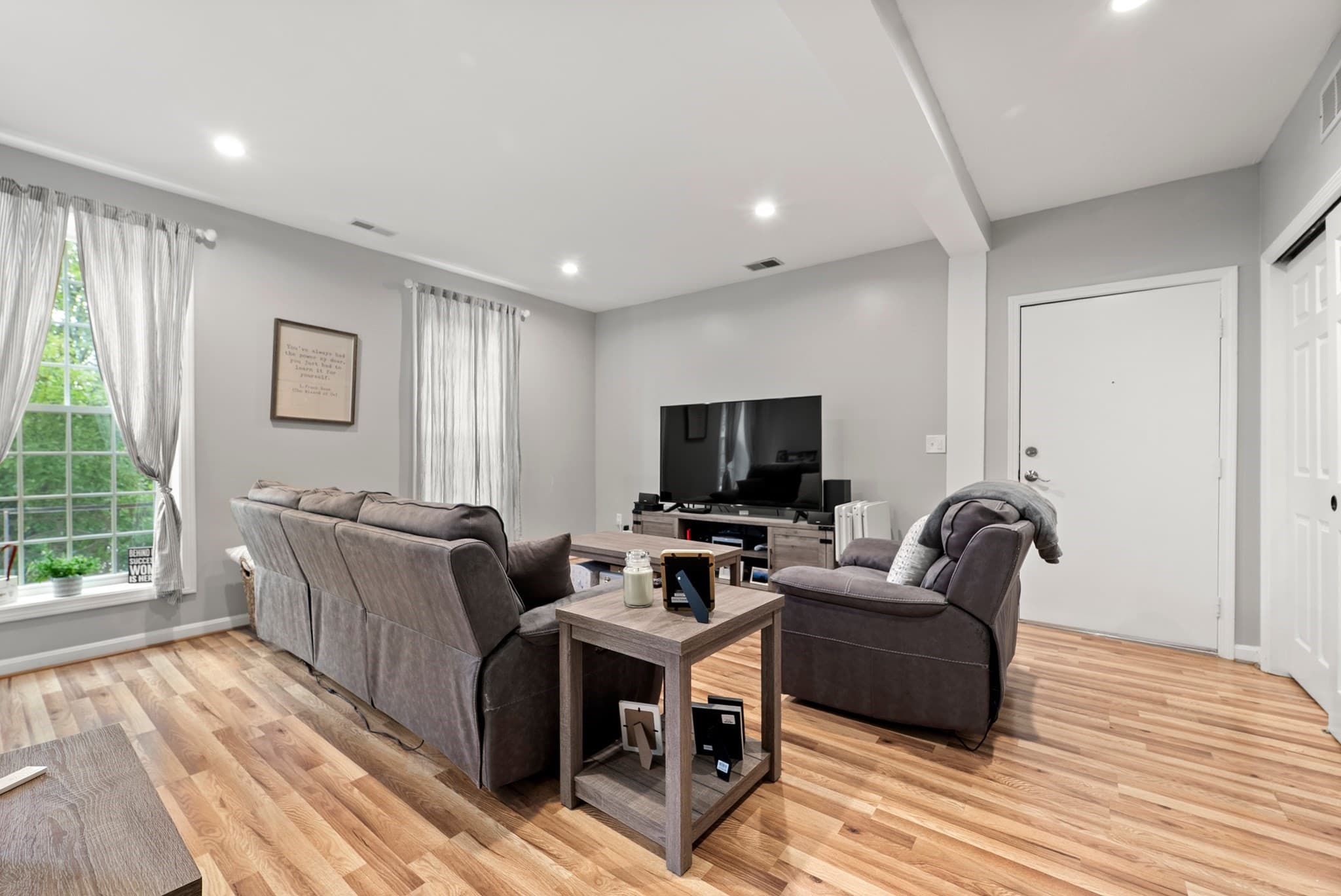 Condominium at 104 Hartford Ave E # 3, Uxbridge MA 01569, Uxbridge, photo 5 of 15