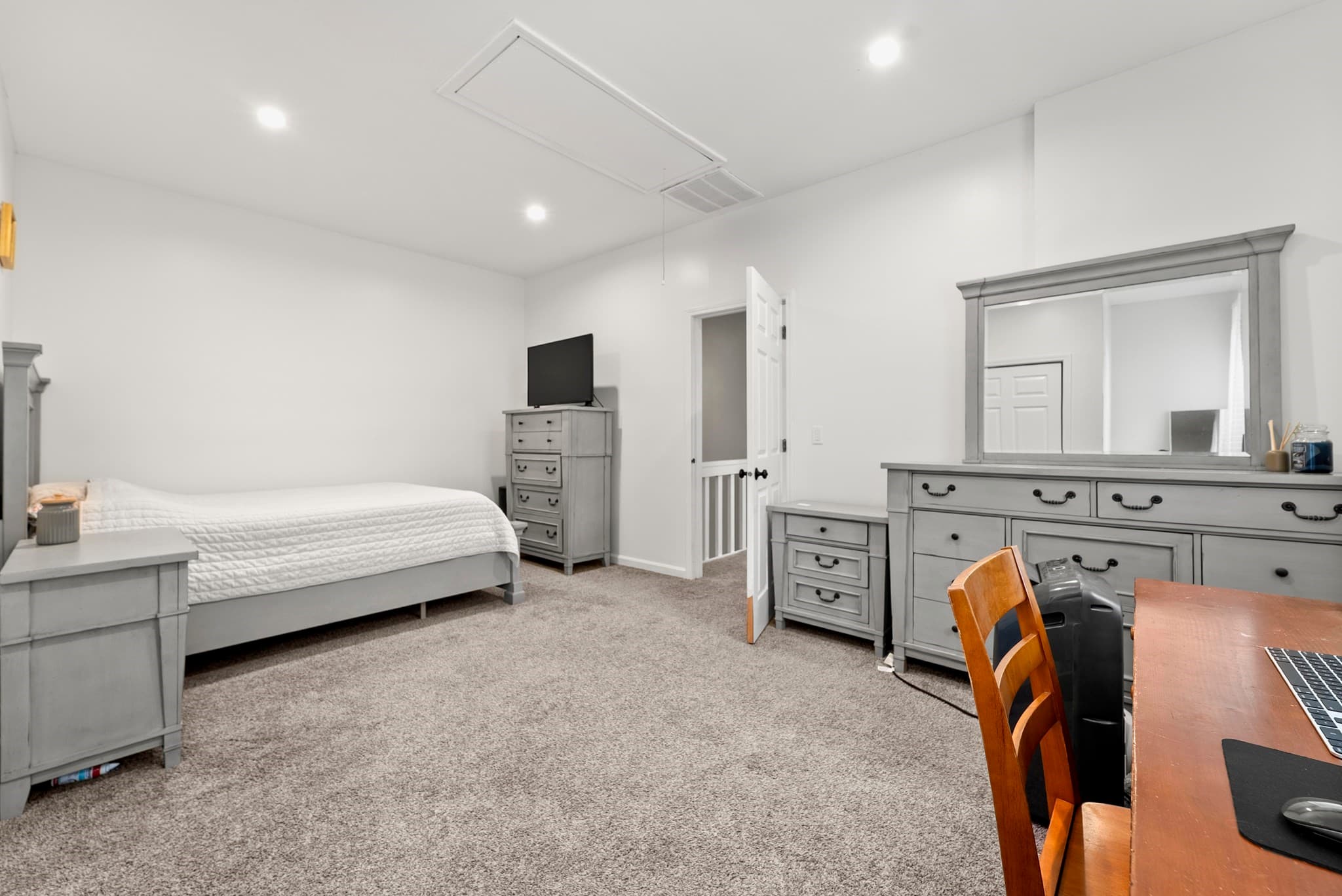 Condominium at 104 Hartford Ave E # 3, Uxbridge MA 01569, Uxbridge, photo 11 of 15