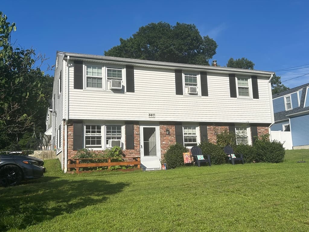 387 Mendon Rd, Attleboro MA 02703