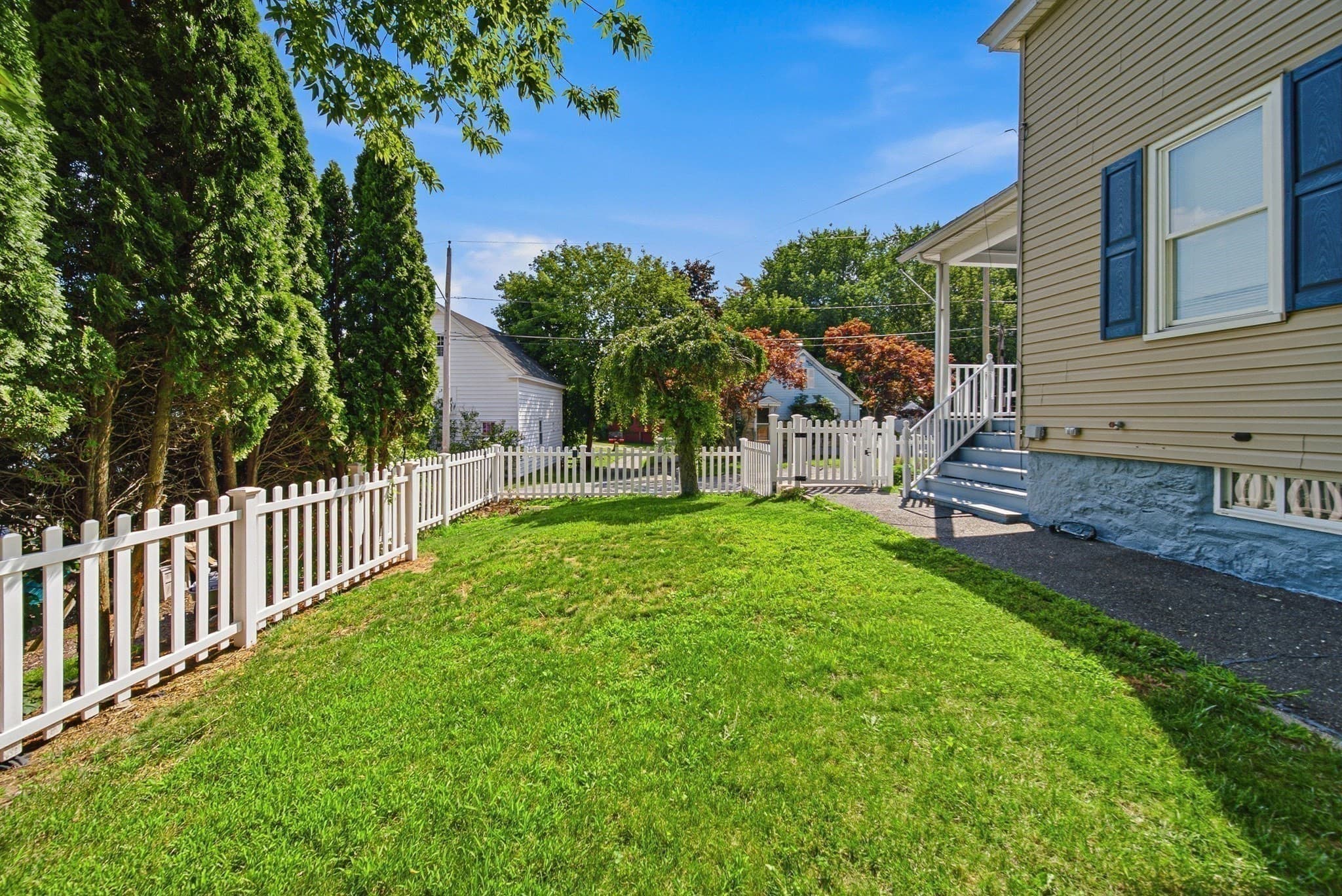 Single Family Residence at 3 Smith Ave, Methuen MA 01844, Methuen, photo 30 of 41