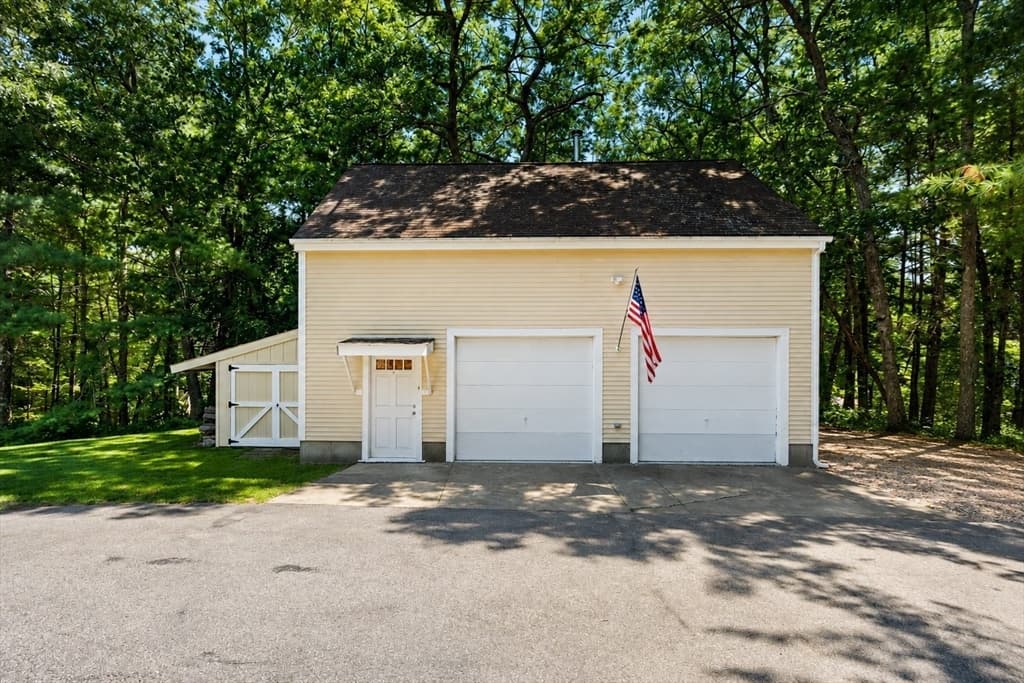 74 Lakeview Rd, Foxboro MA 02035 photo 5