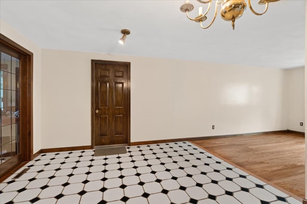 17 Brewster Dr, Bridgewater MA 02324 photo 7