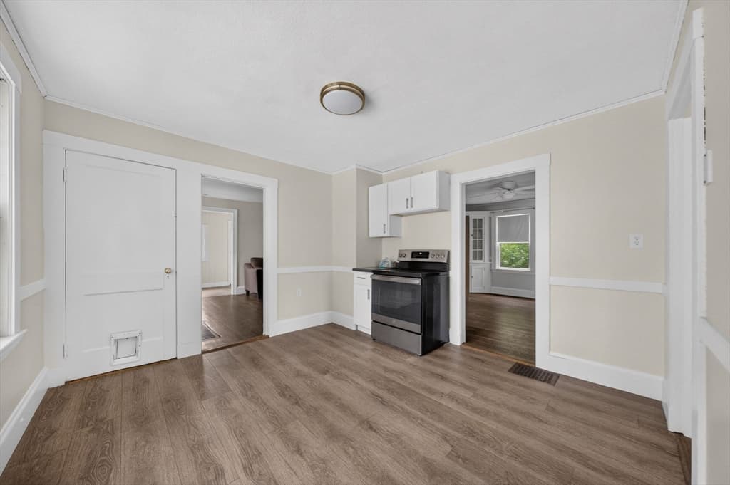 18 Fales Rd, Dedham MA 02026 photo 12