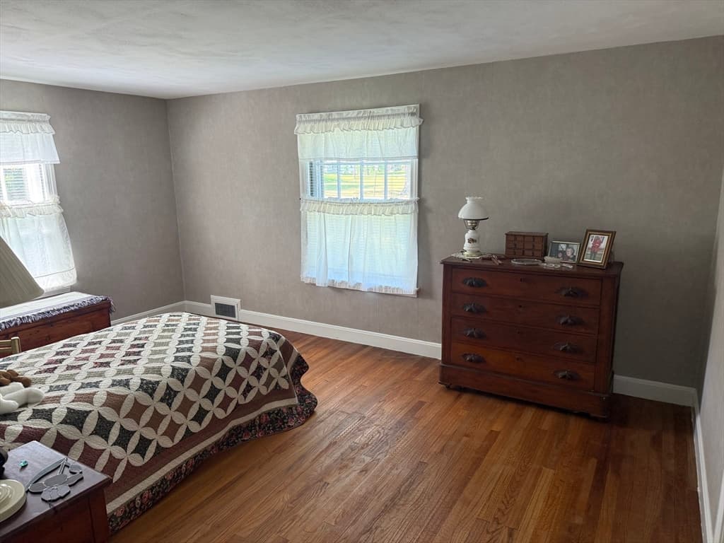 1030 South East Street, Amherst MA 01002 photo 23