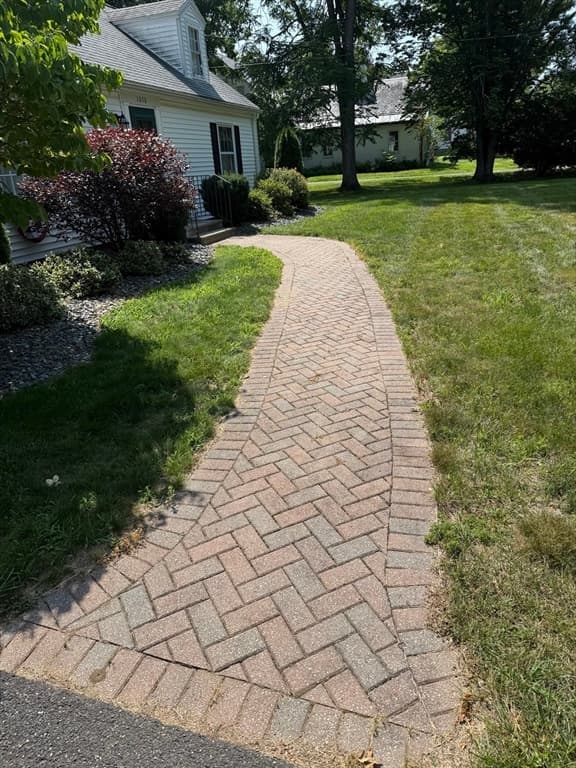 1030 South East Street, Amherst MA 01002 photo 6