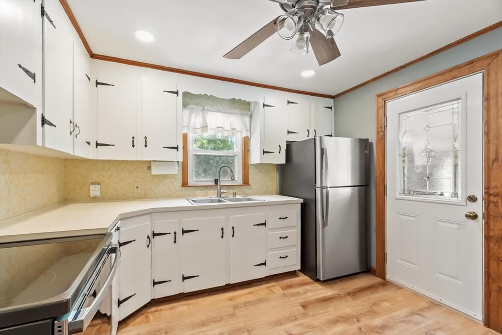 430 Williams Rd, Fitchburg MA 01420 photo 7