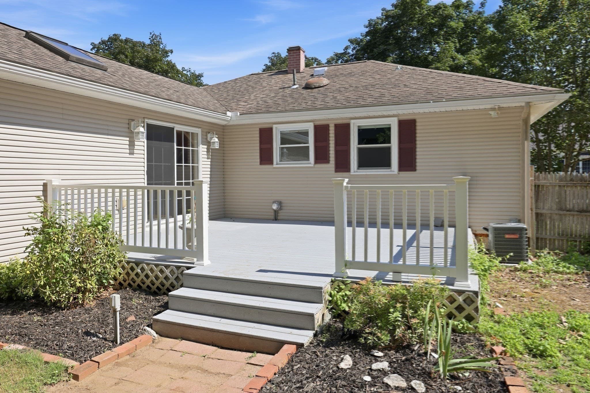 Single Family Residence at 37 Squirrel Rd, Springfield MA 01108, Springfield, photo 28 of 42