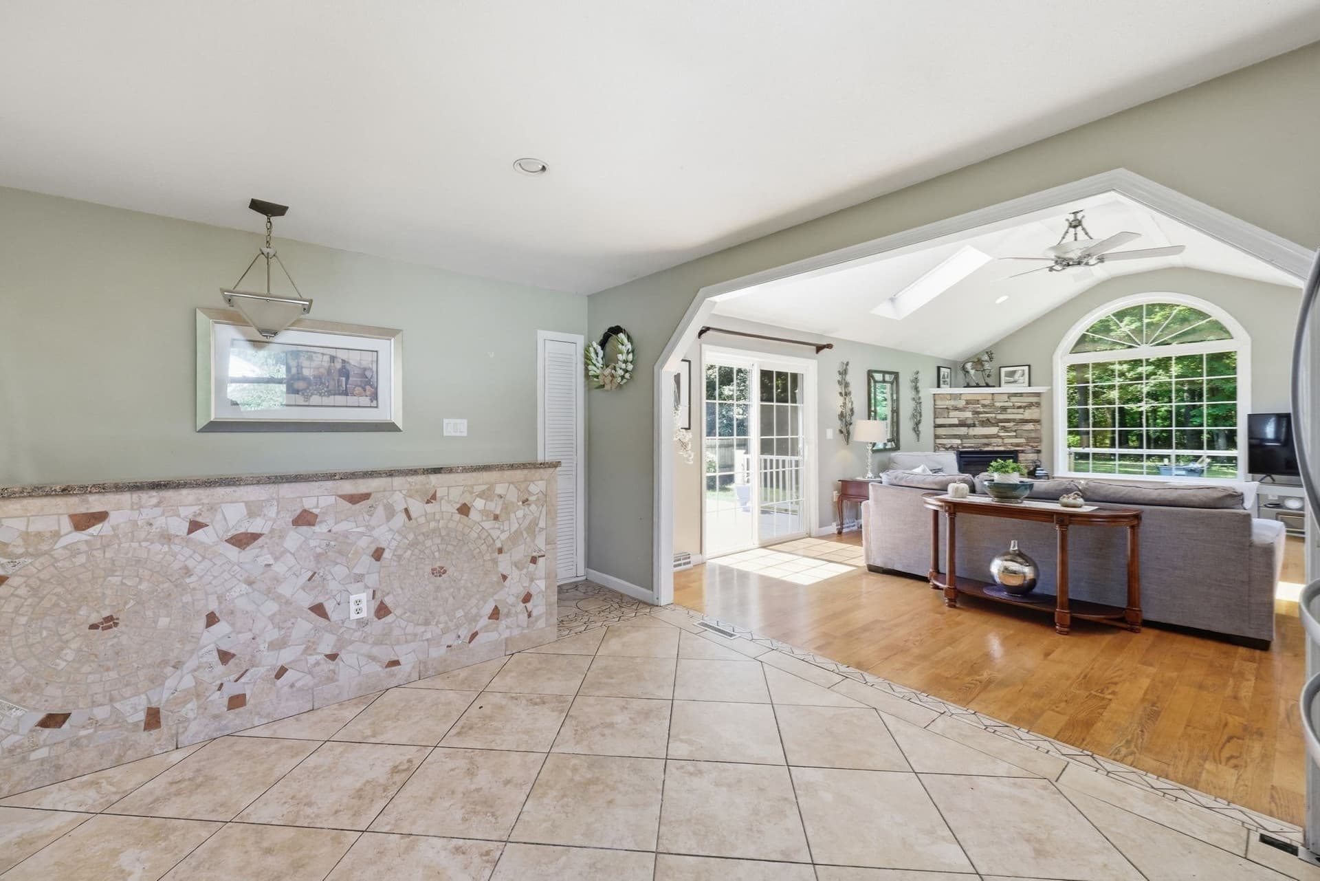 Single Family Residence at 37 Squirrel Rd, Springfield MA 01108, photo 11 of 42
