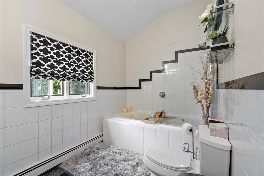 115 Village Xing, Fitchburg MA 01420 photo 24