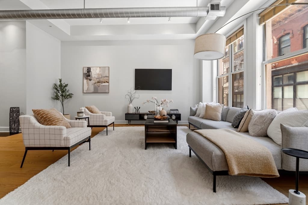 43 Winter St # 2, Boston MA 02108