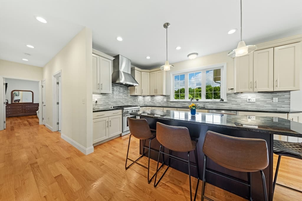 11 Aubin St., Seekonk MA 02771 photo 8