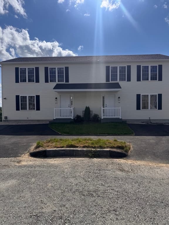 18 Snowberrry Cir., Worcester MA 01607