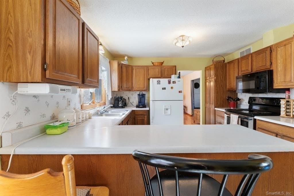 41 Margaret Henry Road, Killingly CT 06239 photo 7