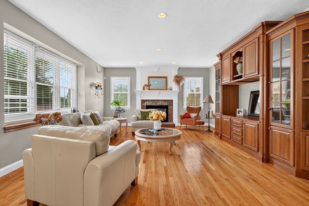21 Ashwood Cir, Shrewsbury MA 01545 photo 13