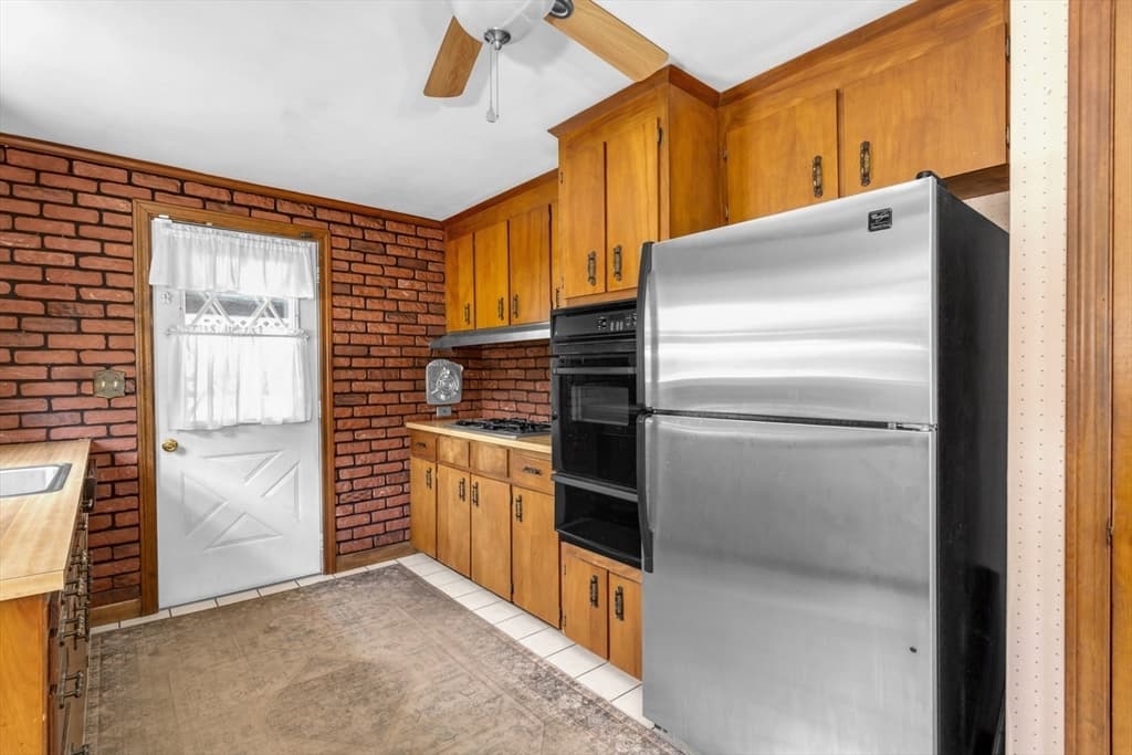 4 Southgate Rd, Franklin MA 02038 photo 18