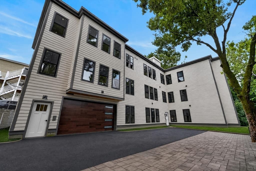 2 Readfield Place # 5, Boston MA 02119 photo 11