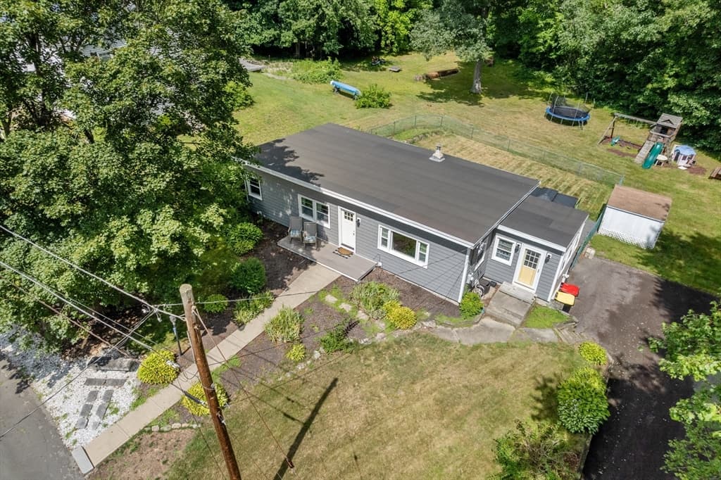44 Susan Park Way, Uxbridge MA 01569 photo 5