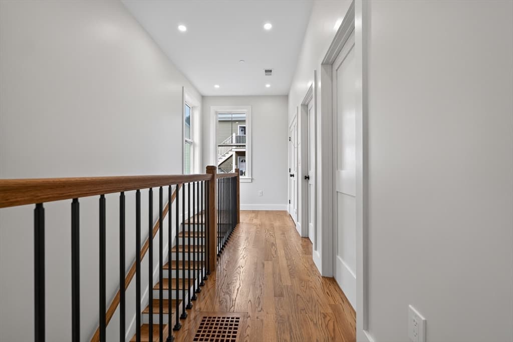 2 Readfield Place # 1, Boston MA 02119 photo 7