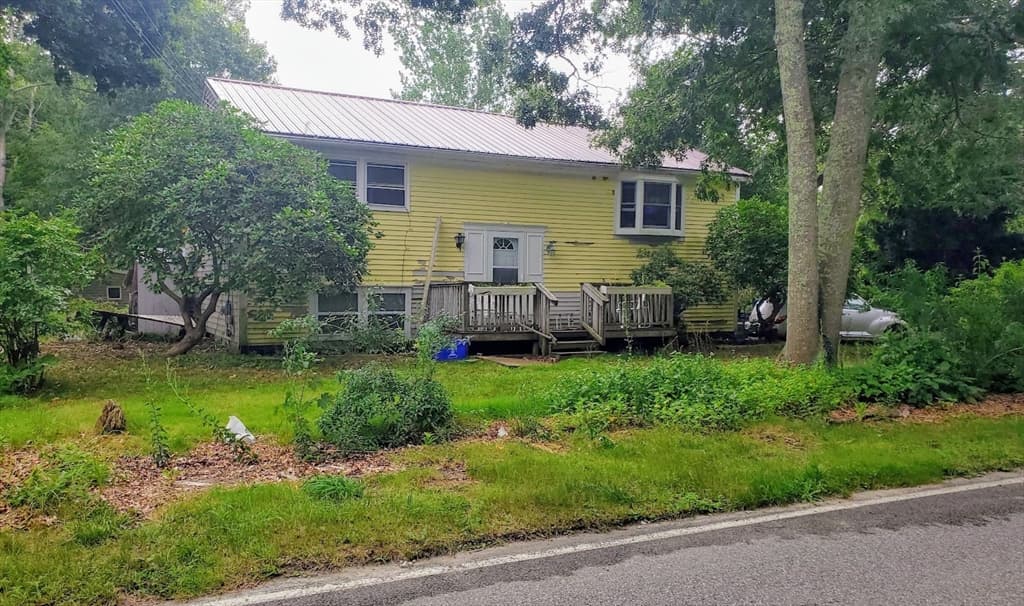 71 Turner Rd, Falmouth MA 02536