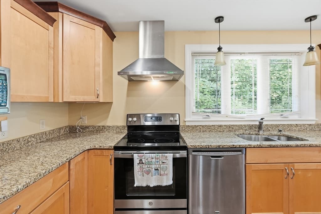 2 Dogwood Dr, Belchertown MA 01007 photo 15