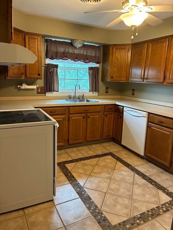 2 Crestview # 51, Spencer MA 01562 photo 7