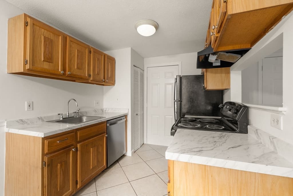 20 Walden Dr # 20, Natick MA 01760 photo 13