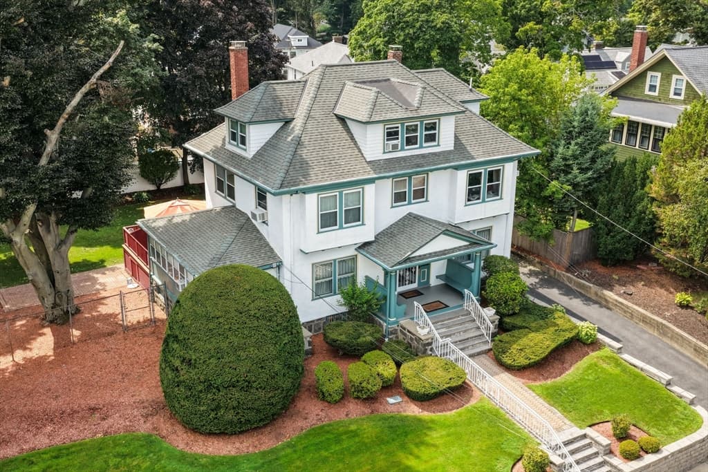 32 Sagamore Ave, Medford MA 02155