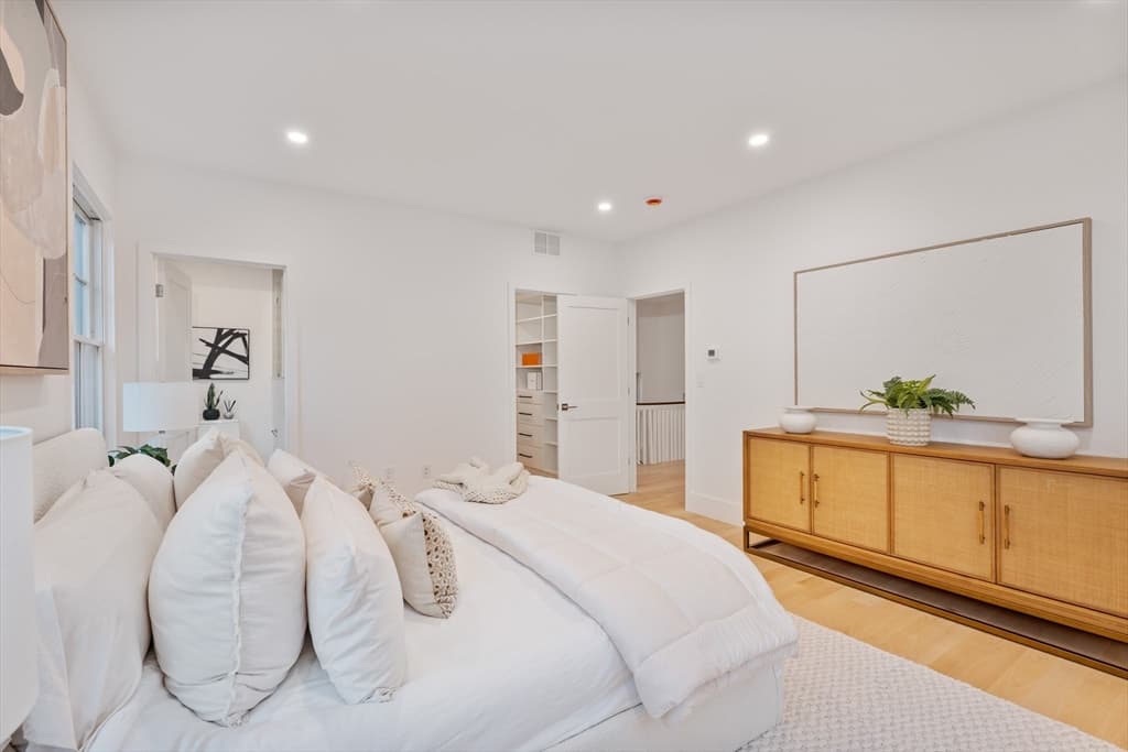 65 Francis # A, Brookline MA 02446 photo 15