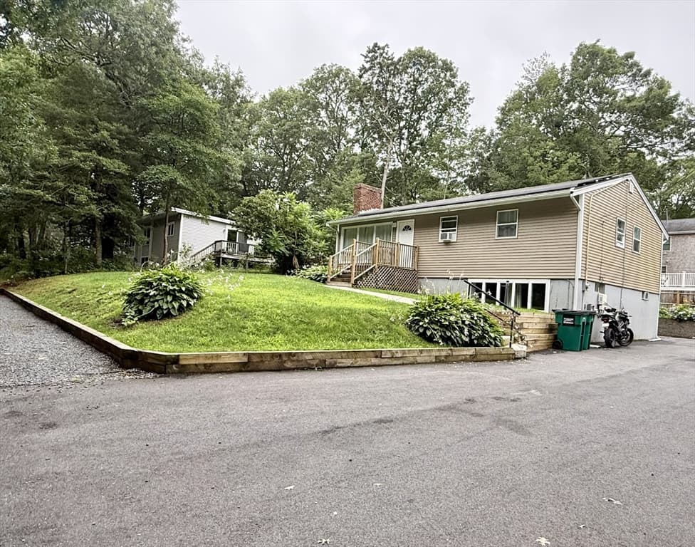 37 Huckleberry Lane, Barnstable MA 02648