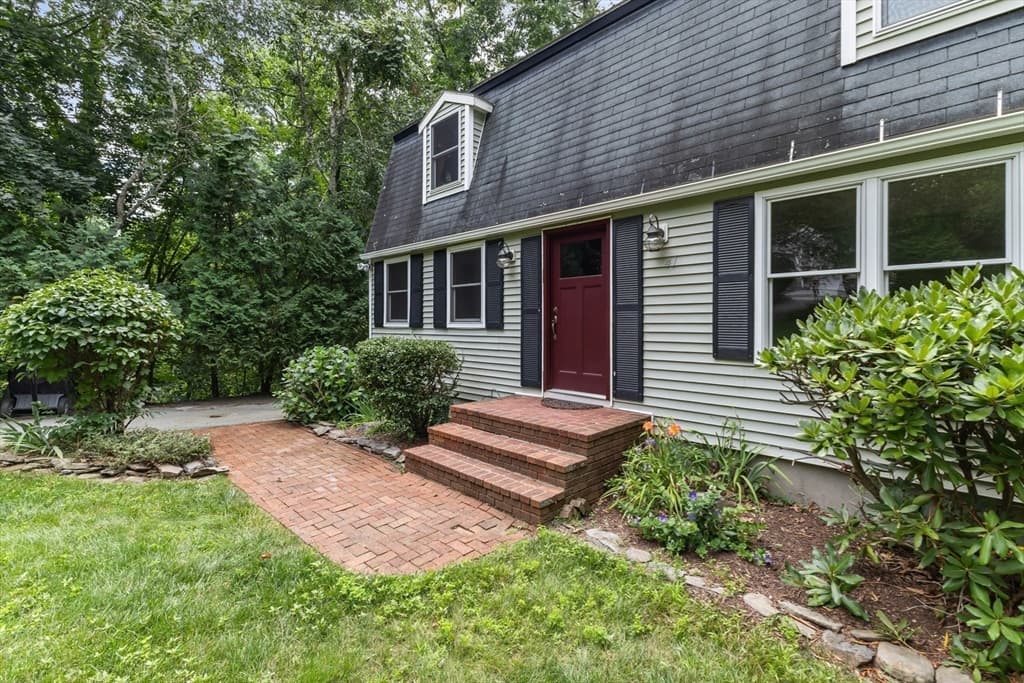 41 Drexel St, Worcester MA 01602 photo 32