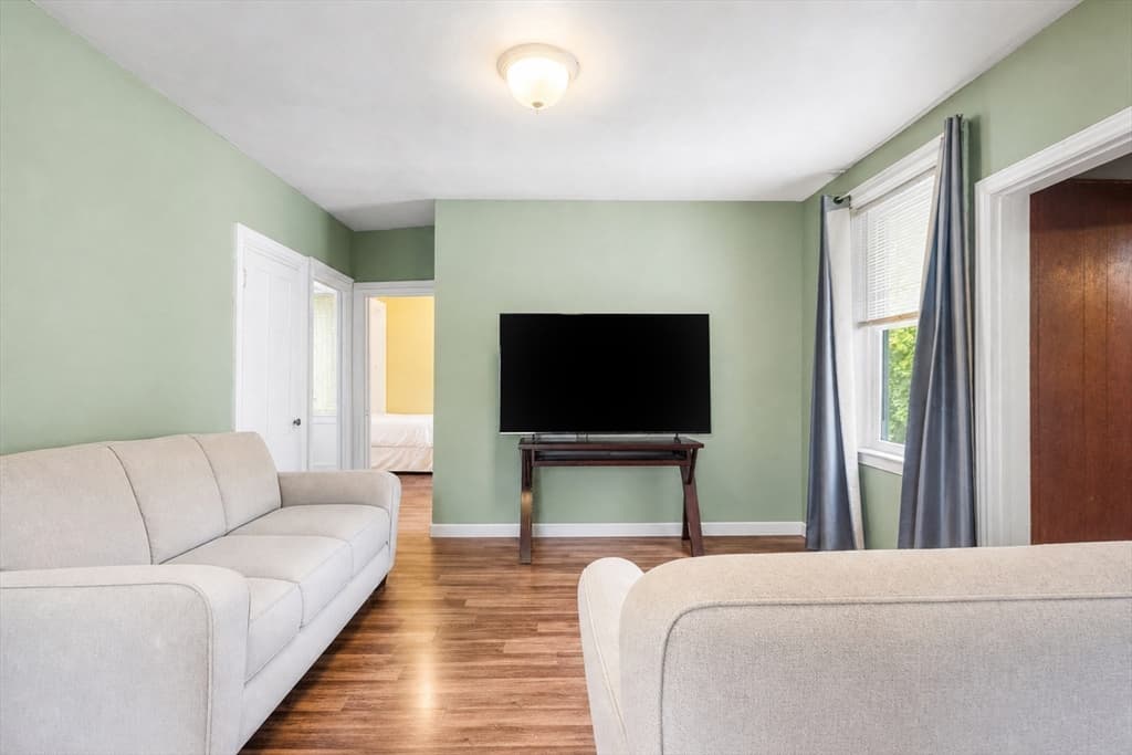 1313 Somerset Ave, Taunton MA 02780 photo 8