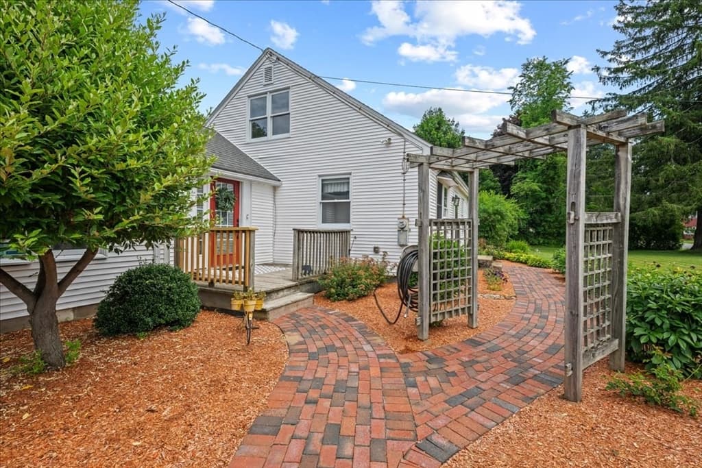 Single Family Residence at 2 Adams Dr, Brimfield MA 01010, photo 23 of 35