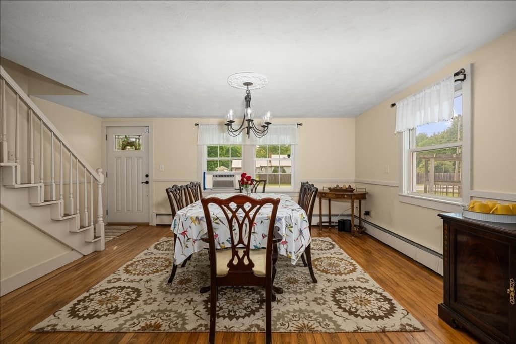 Single Family Residence at 2 Adams Dr, Brimfield MA 01010, photo 5 of 35